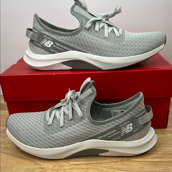 NEW‎ New Balance 10 Womens DynaSoft Nergize Sport v2 Training Gray Sneakers - Picture 1 of 12